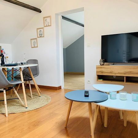 Appartement Au Style Scandinave - Pour Deux Personnes Proche De Chartres Luisant Dış mekan fotoğraf